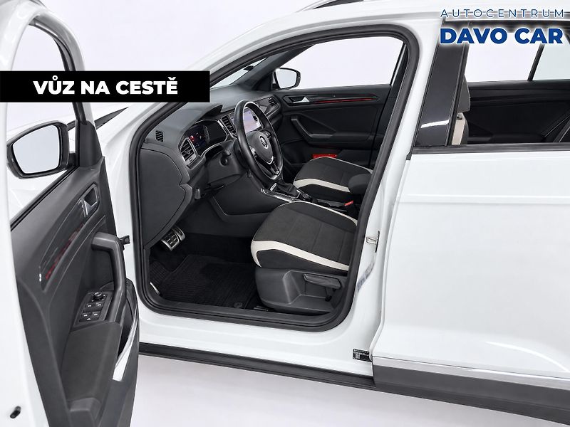 Volkswagen T-Roc 2,0 TSI 140kW 4x4 DSG Sport 1. - fotka 3 z 12