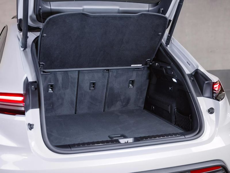 Porsche Macan 4S InnoDrive PASM 360 Venti - fotka 21 z 21