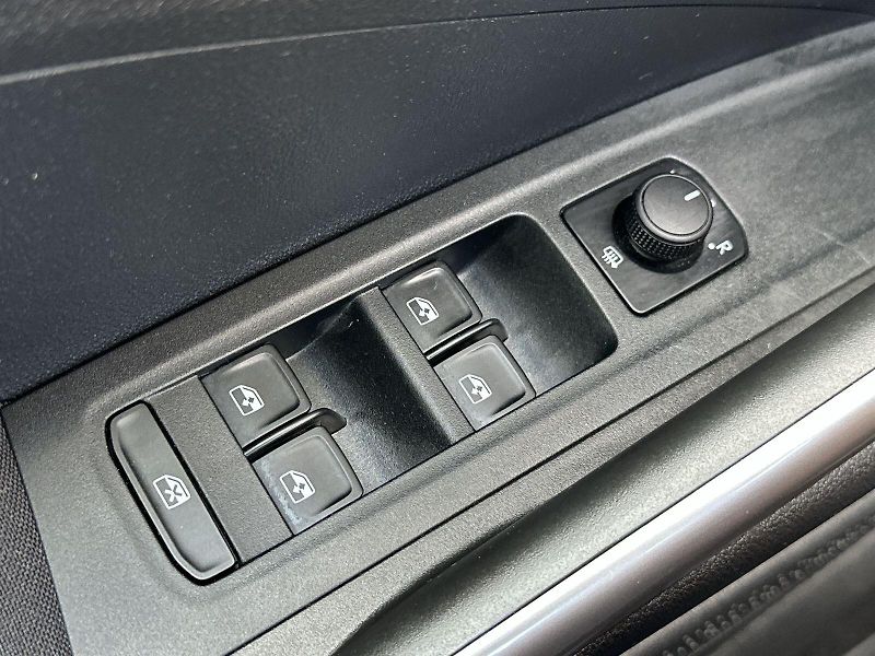 Škoda Fabia (2023) 1.0 TSI Style+ - fotka 18 z 26