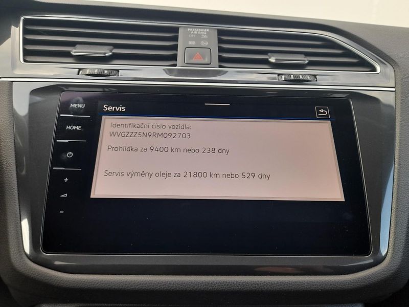 Volkswagen Tiguan Life 2,0 TDI 110 kW,7-míst - fotka 22 z 22