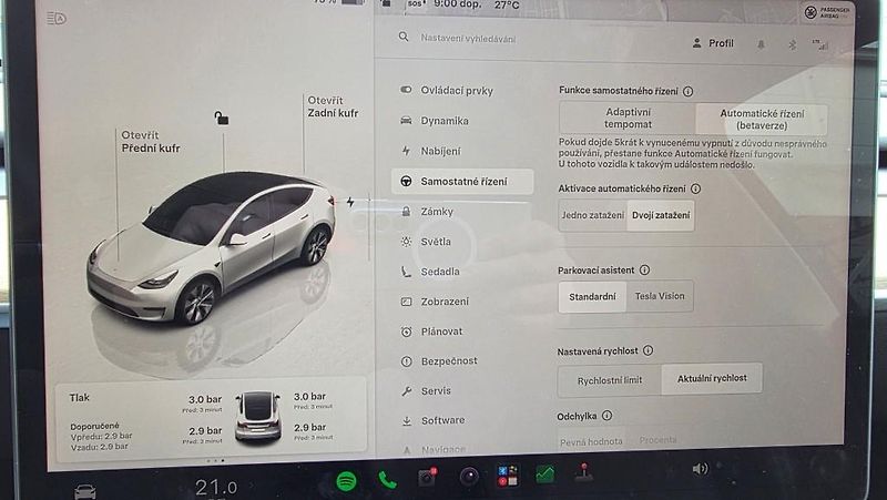 Tesla Model Y (2022) Long Range AWD SoH 91,4% - fotka 23 z 37