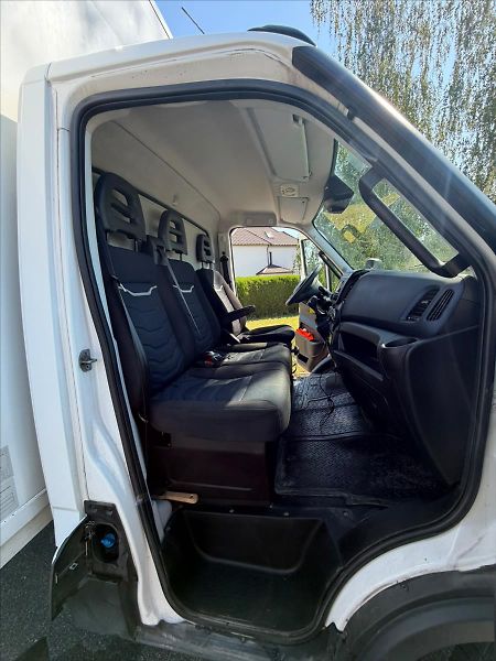 Iveco Daily 3,0 70C18 HA8  SKŘÍŇ + ČELO - fotka 30 z 37
