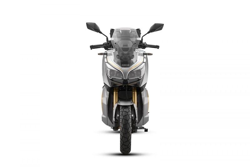 QJ Motor (2026) ATR 125 VČ  KUFRU NOVINKA 2026 - fotka 3 z 7