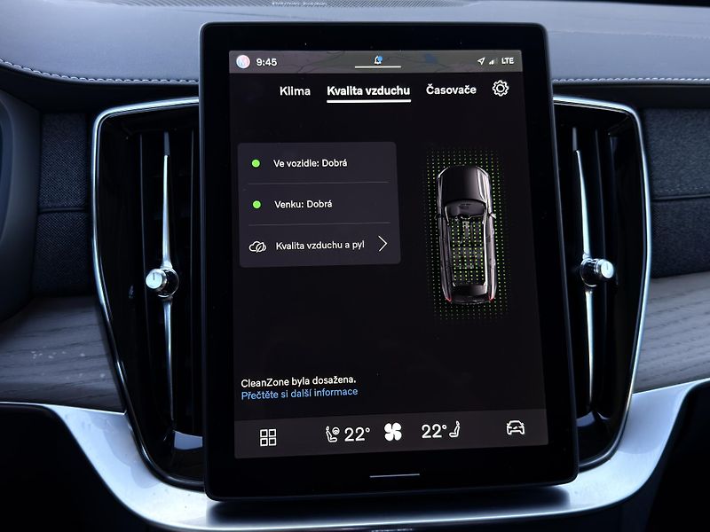 Volvo XC90 T8 AWD RECH. PLUS DARK+ kola - fotka 44 z 51