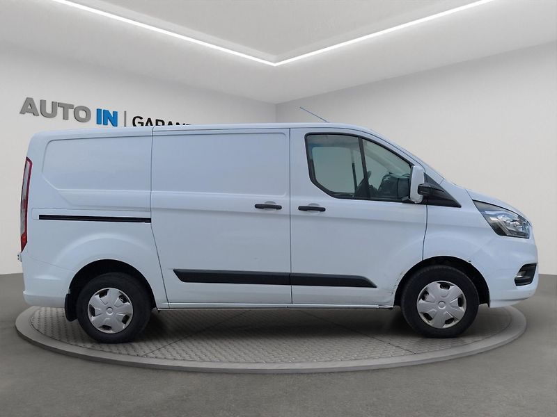 Ford Transit Custom (2020) L1 2.0 EcoBlue 79kW, ČR, Tažné - fotka 4 z 22