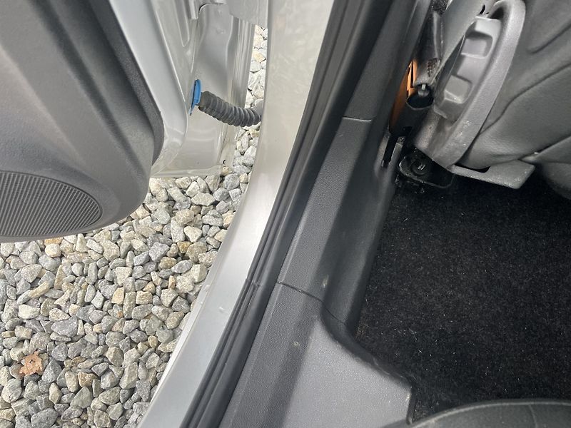 Opel Corsa 1.2i 80PS 141000KM KLIMA STK!! - fotka 114 z 169