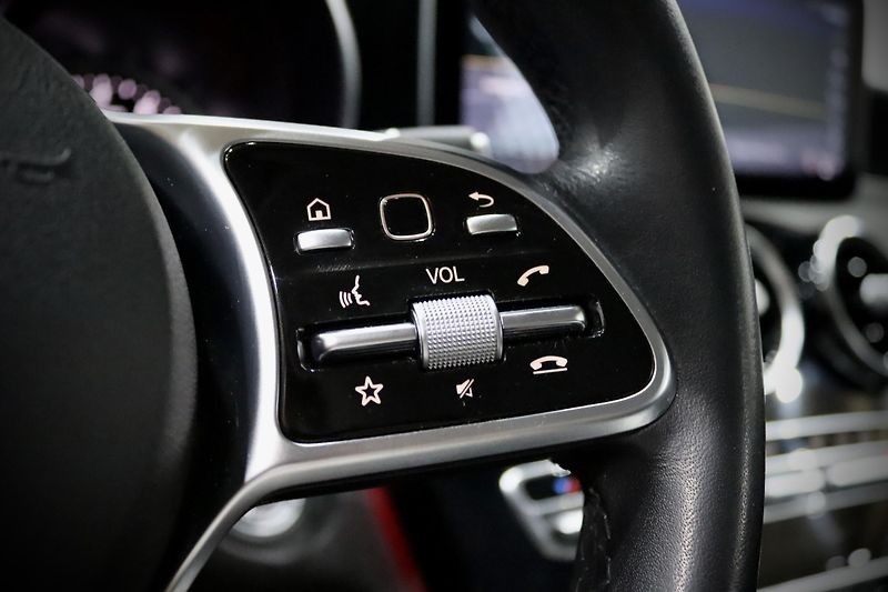 Mercedes-Benz Třídy C 180 T 115 kW 9G-Tronic - fotka 23 z 41