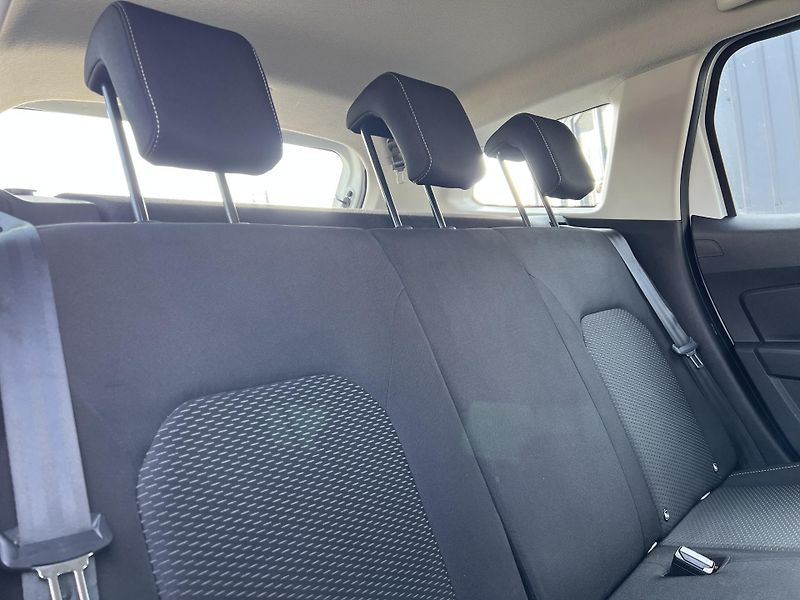 Dacia Duster 1.3TCe 4x4 PŮVOD ČR odp.DPH - fotka 22 z 34