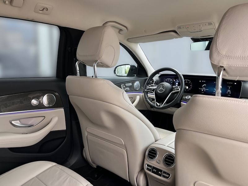 Mercedes-Benz Třídy E E-Třída 220 d 4MATIC All-Terra - fotka 21 z 21