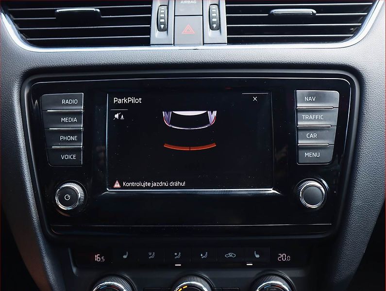 Škoda Octavia (2016) Style 1.6 TDI, Navi, Tempomat - fotka 16 z 18
