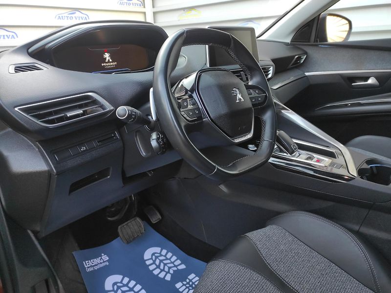 Peugeot 3008 1,5bHDi Allure EAT8 S&S Pano - fotka 14 z 53
