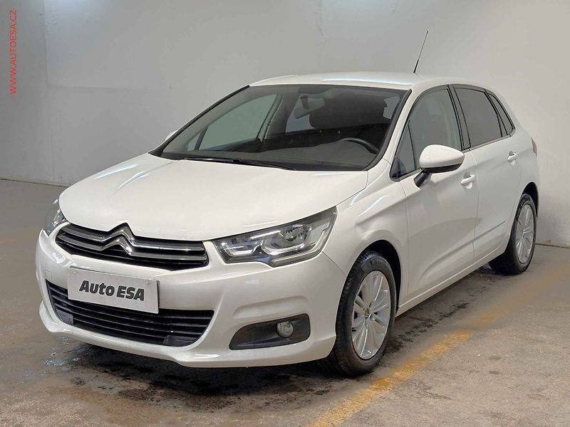 Citroën C4 (2016) 1.6HDi, ČR, AC, park.asist - fotka 3 z 16