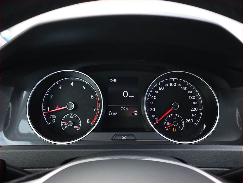 Volkswagen Golf (2018) Comfortline 1.5 TSI - fotka 11 z 21