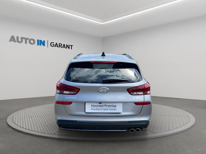 Hyundai i30 (2026) N-line 1.6 T-GDI MHEV 103kW, Č - fotka 6 z 28
