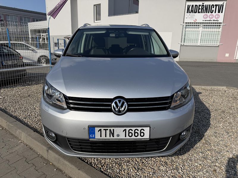 Volkswagen Touran 1,6 TDi/77kW - Webasto,TZ,... - fotka 2 z 60