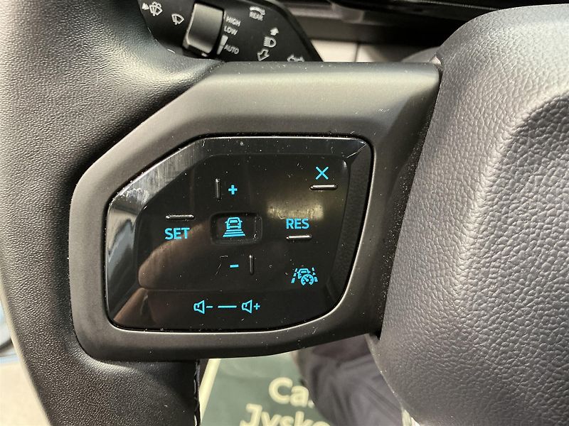 Ford Explorer EL Premium AWD HuD Pano Tep.če - fotka 12 z 23