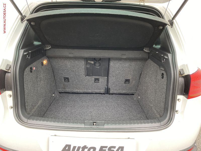 Volkswagen Tiguan (2013) 2.0 TDi 4x4, Life, DSG - fotka 7 z 15