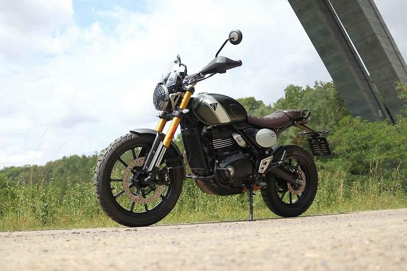 Čtyřstovky Scrambler X a Speed otevírají dveře ke značce Triumph mladým či začínajícím jezdcům.