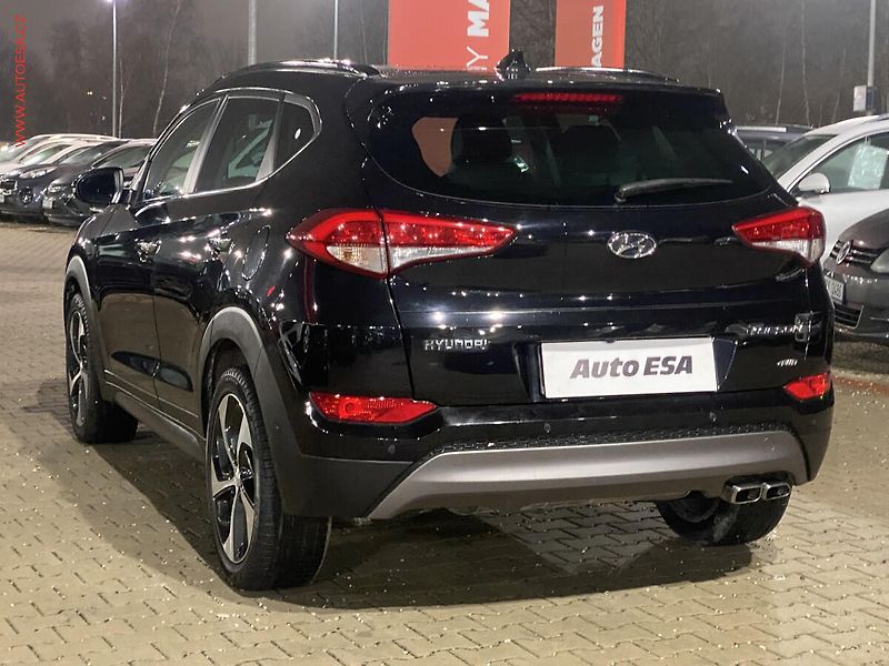 Hyundai Tucson (2016) 2.0 CRDi 4WD, Premium, AT - fotka 6 z 21