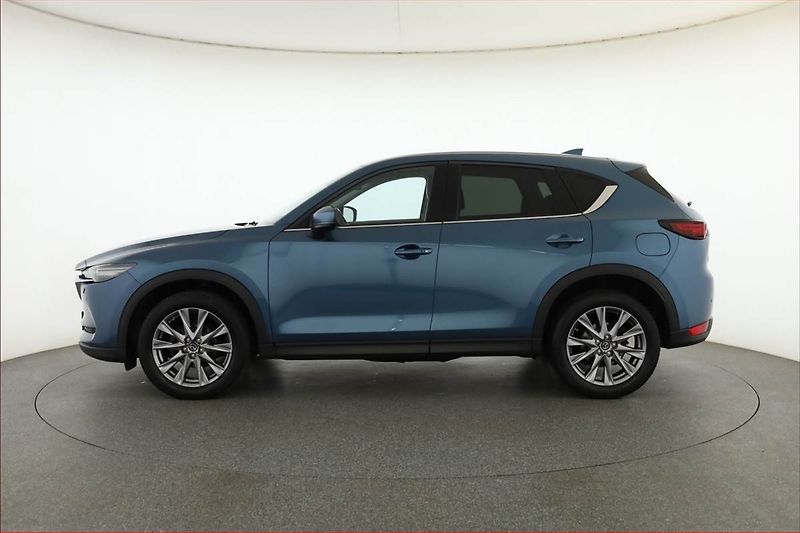 Mazda CX-5 (2017) Revolution TOP 2.0 Skyactiv-G - fotka 3 z 19