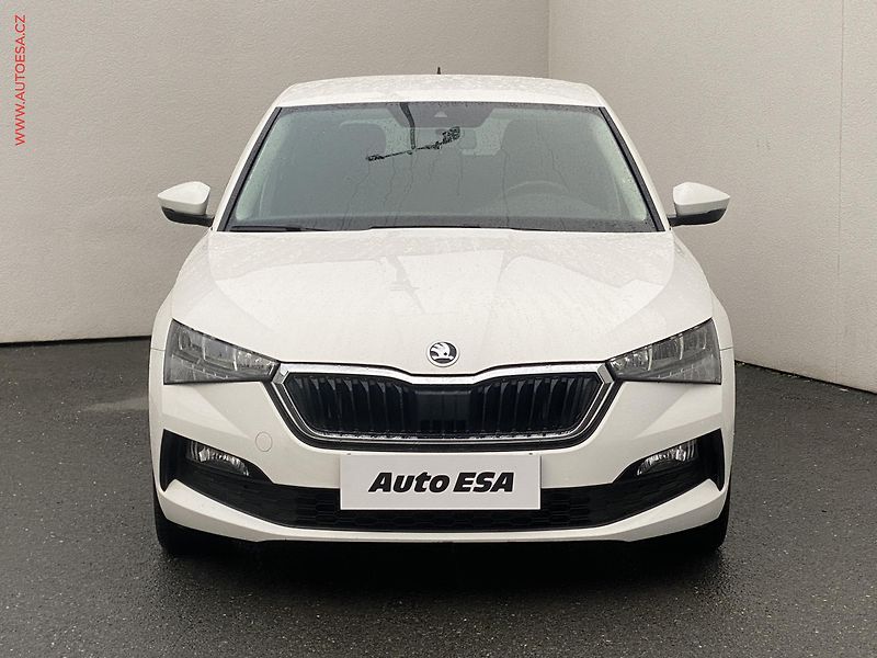 Škoda Scala (2021) 1.0 TSi, 2.maj,ČR, Ambition - fotka 2 z 18