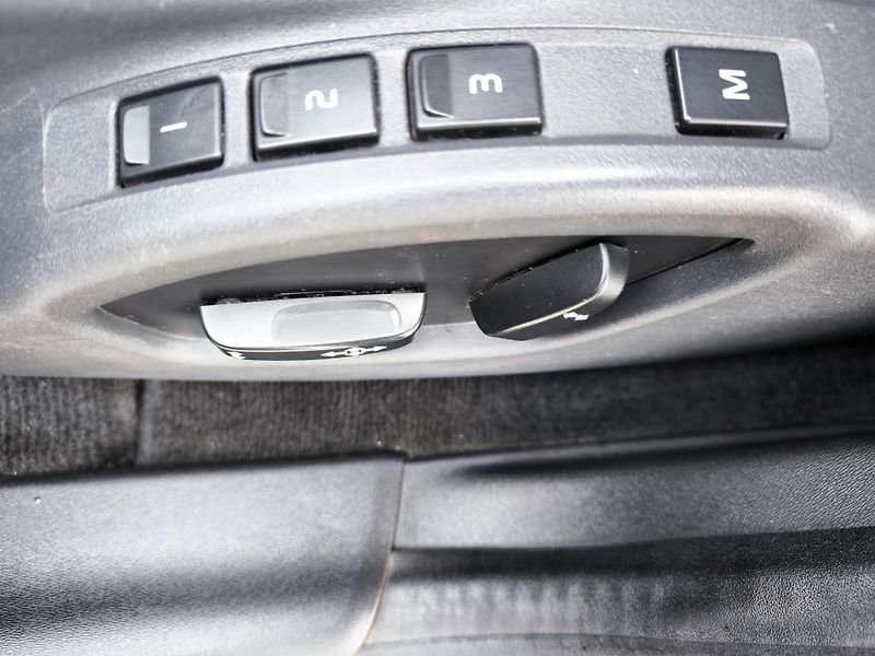 Volvo XC60 2,4 D 129kW 1 MAJITELKA - fotka 15 z 41