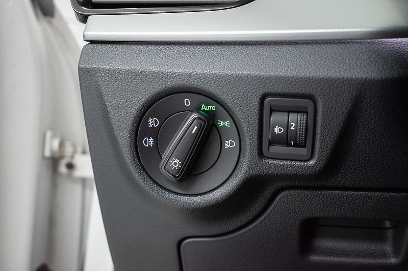 Škoda Scala 1.6 TDI SmartLink+*DPH*ČR 1.M* - fotka 15 z 39