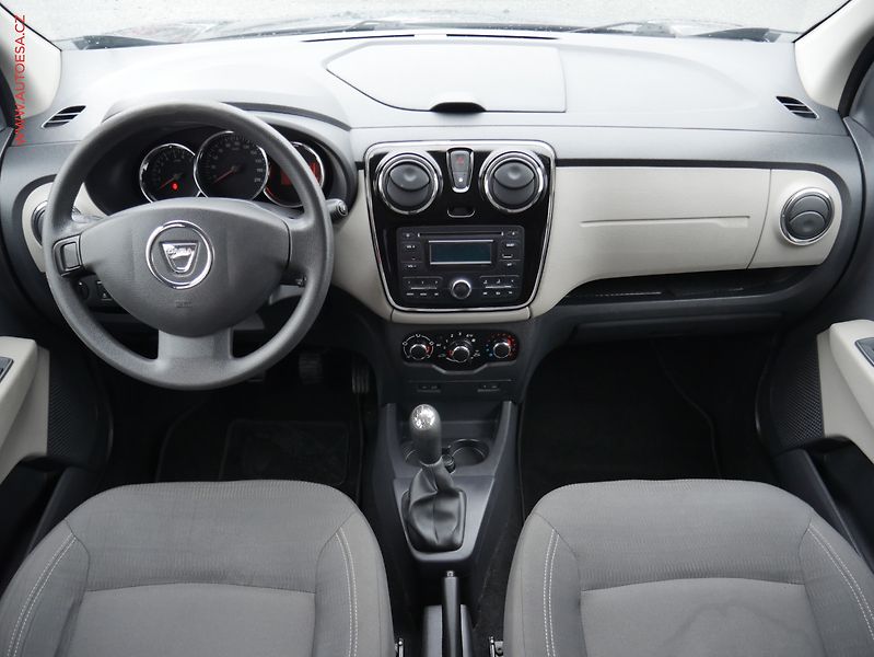 Dacia Lodgy (2013) 1.2 TCe, 2.maj,ČR, AC, temp - fotka 8 z 16