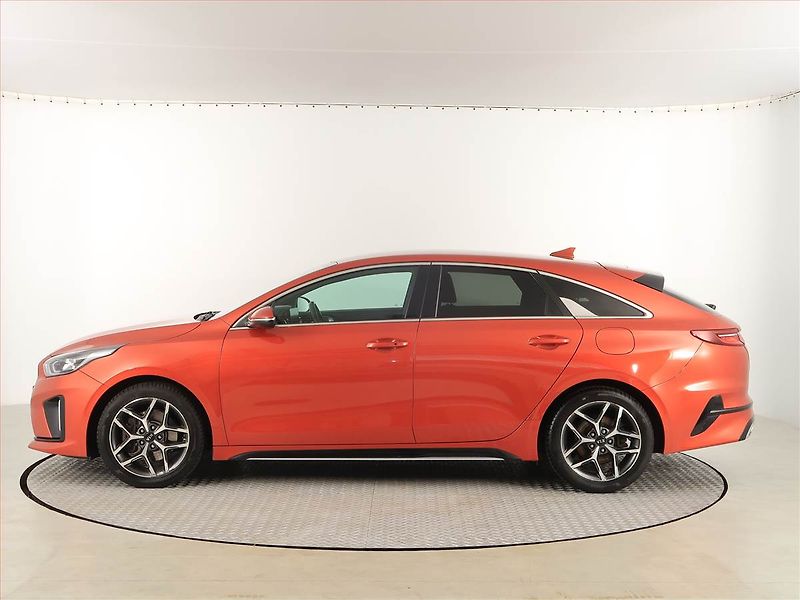 Kia Pro_Ceed (2019) GT-Line 1.4 T-GDI, Automat - fotka 3 z 19