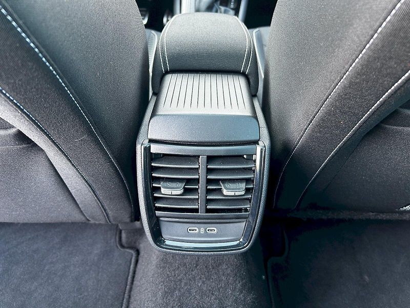 Škoda Scala (2025) 1.0 TSI 85kW DSG Monte Carlo - fotka 28 z 35