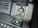 Land Rover Defender (2026) 3,0 110 X-DYNAMIC SE D250 - náhled 26