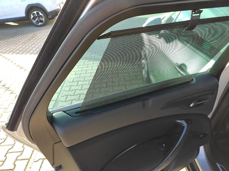 Citroën C5 (2014) 2.0HDI 140k EXCLUSIVE MAN6 HYD - fotka 39 z 43