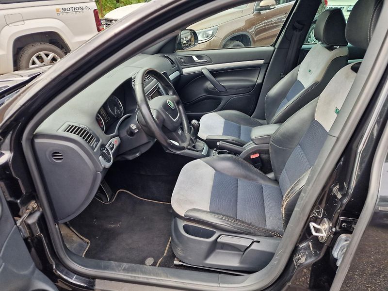 Škoda Octavia RS 2,0TDI 125KW VÝHŘEV TAŽNÉ  - fotka 5 z 15
