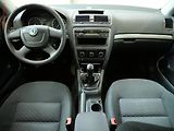 Škoda Octavia (2013) 1.6TDi, ČR, AC, park.asist - náhled 8