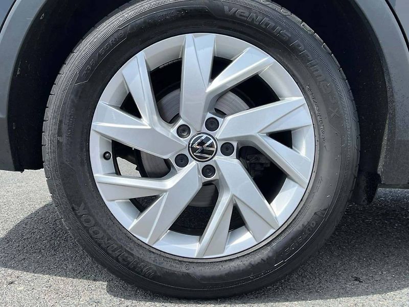 Volkswagen Tiguan (2023) 1.5 TSI Elegance - fotka 7 z 20