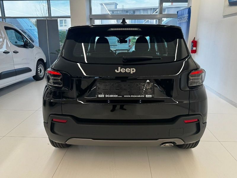 Jeep Avenger Longitude 1.2 Turbo 100k MT6 - fotka 24 z 24