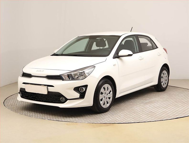 Kia Rio (2022) 1.2 DPI, Serv.kniha - fotka 2 z 17