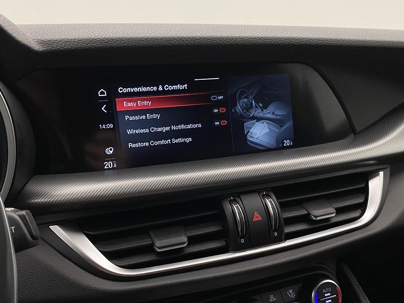 Alfa Romeo Stelvio VELOCE 2.2JTDm REZERVACE - fotka 58 z 62