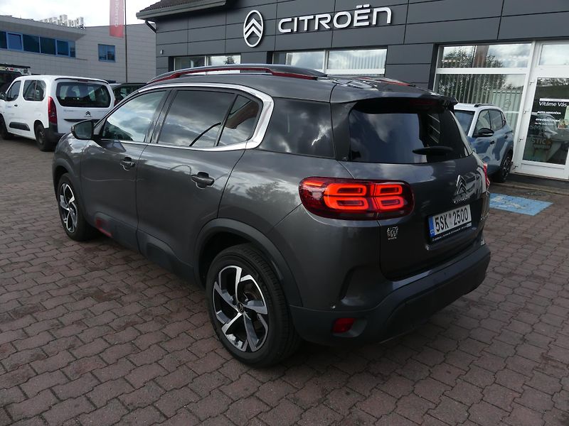 Citroën C5 Aircross (2021) 1,6 PureTech 180 SHINE - fotka 6 z 22
