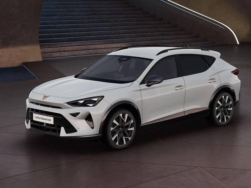 Cupra Formentor (2026) SUV - fotka 1 z 8