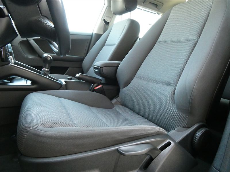 Audi A3 1,6 TDi 77kW serviska,digi.kli - fotka 33 z 47