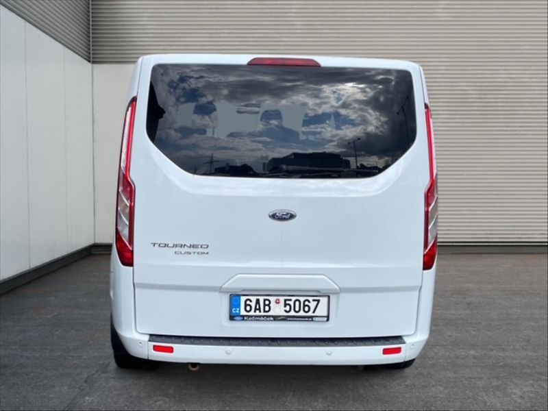 Ford Tourneo Custom 2,0 TDCi96 Titanium 310 S - fotka 5 z 11