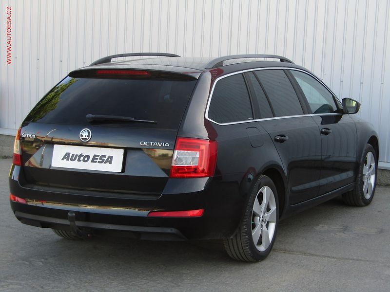 Škoda Octavia (2013) 2.0 TDi, Elegance, TZ, bixen - fotka 4 z 19