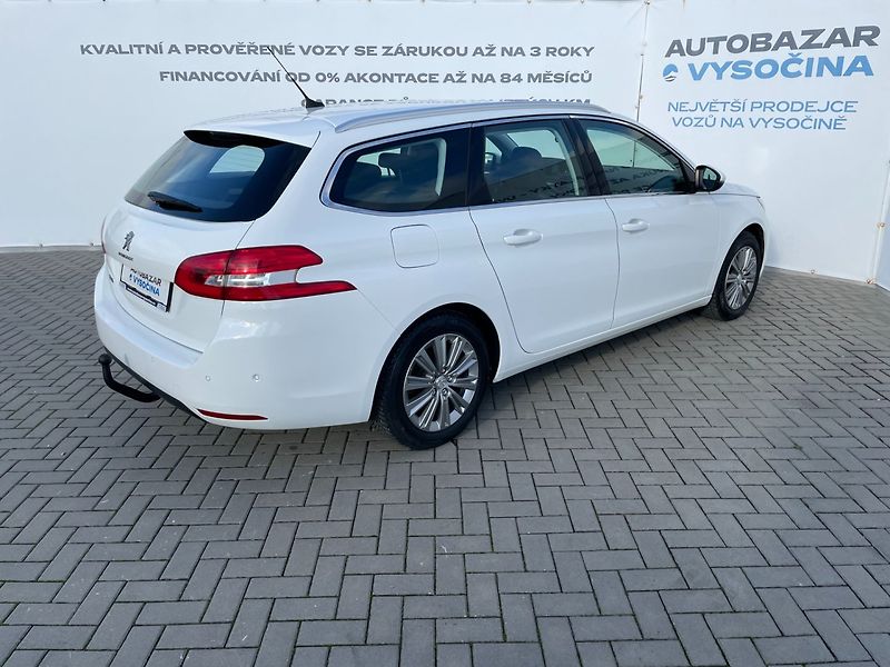 Peugeot 308 (2019) SW 1.5HDi 96kW Allure! - fotka 4 z 34