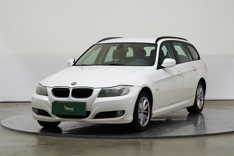 BMW Řada 3 - fotka 1 z 23