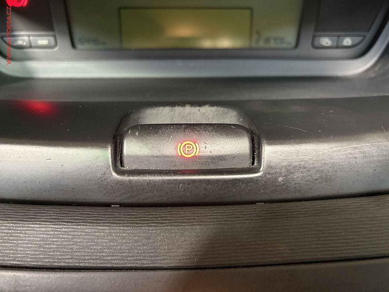 Citroën C4 Picasso (2009) 1.6 HDI, autoAC, temp - fotka 17 z 17