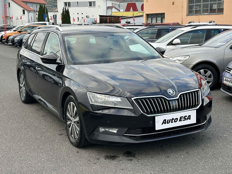 Škoda Superb (2016) 1.6 TDi, AC, výhřev sed. - fotografie inzerátu