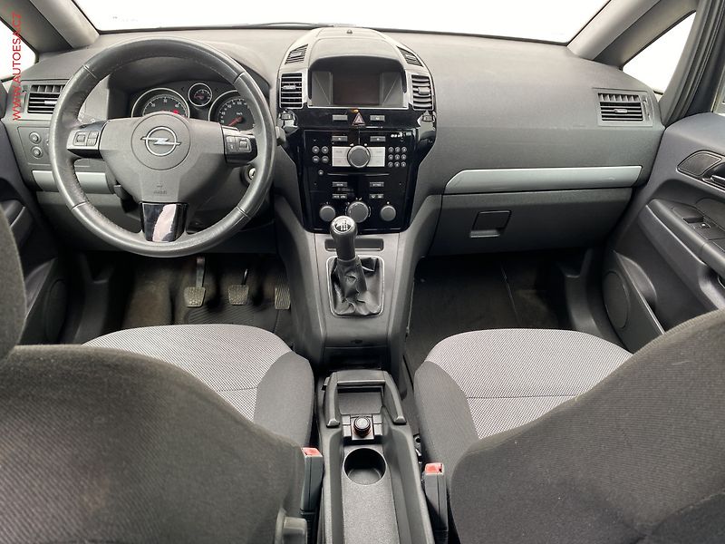 Opel Zafira (2011) 1.7 CDTi 7míst, Edition111 - fotka 8 z 18
