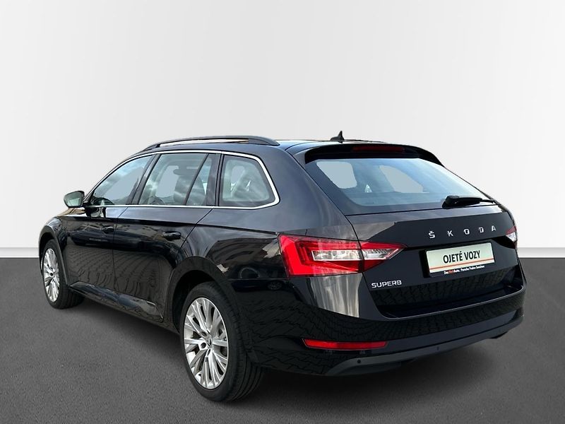 Škoda Superb 2.0TDi 110 kW AMBITION PLUS DS - fotka 8 z 24
