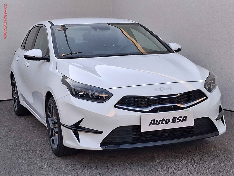 Kia Ceed (2022) 1.5T-GDi, 1.maj,ČR, Navigace - fotografie inzerátu